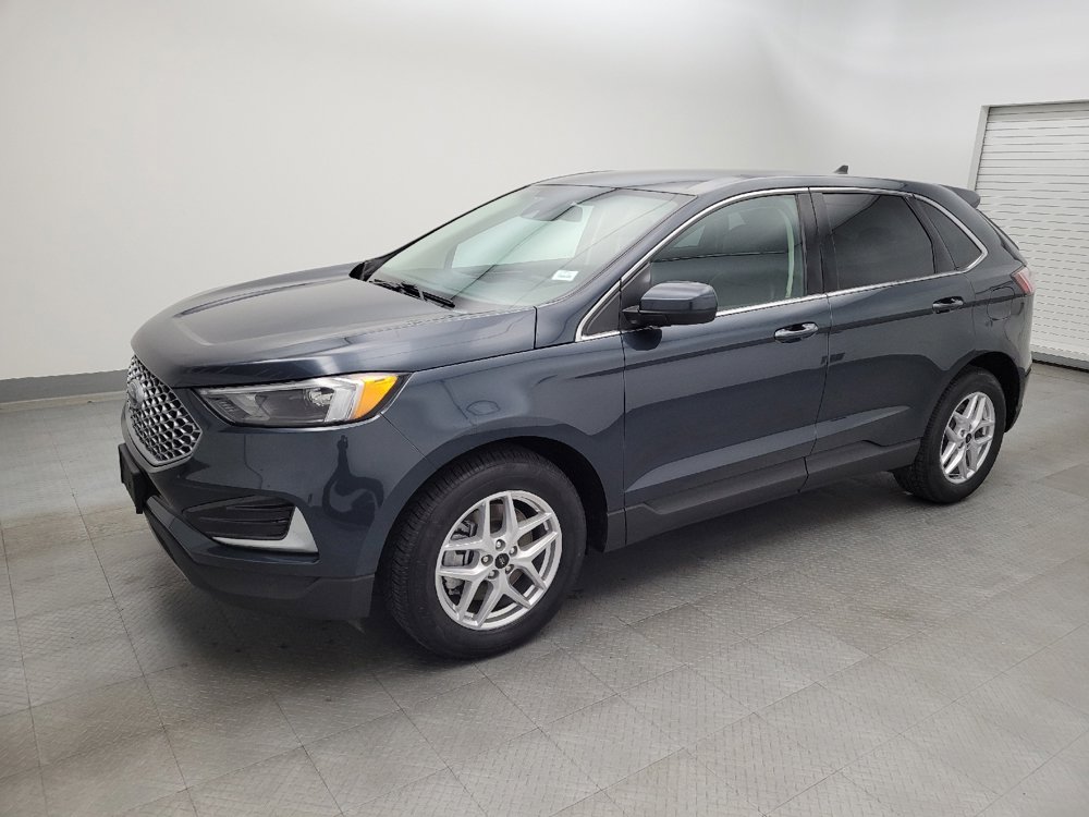 Used 2023 Ford Edge SEL image 2
