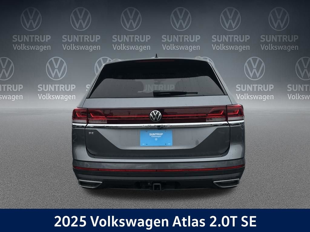 New 2025 Volkswagen Atlas SE image 4