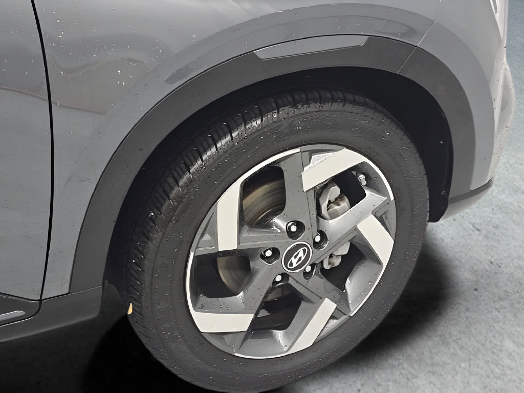 Certified 2026 Hyundai Venue SEL FWD image 42