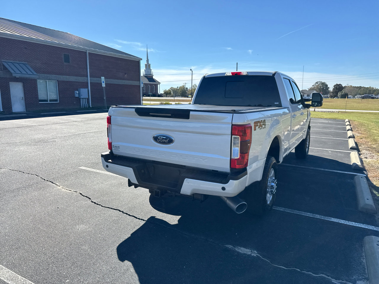 Used 2019 Ford F250 Lariat w/ Lariat Ultimate Package image 6
