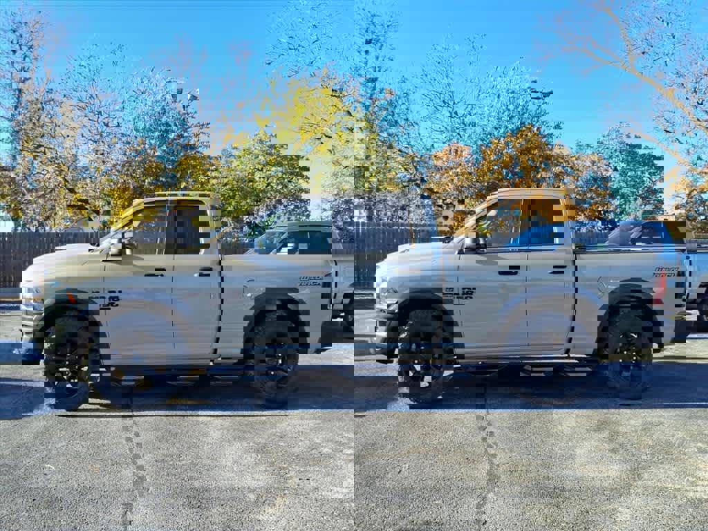 Used 2019 RAM 1500 Classic Warlock w/ Electronics Group image 14