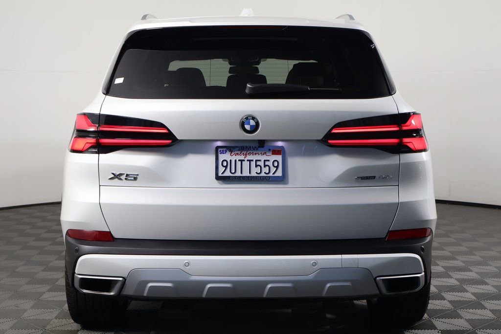 Used 2026 BMW X5 sDrive40i w/ Climate Comfort Package image 5