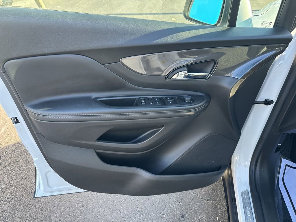 Certified 2022 Buick Encore Preferred w/ Safety Package image 6