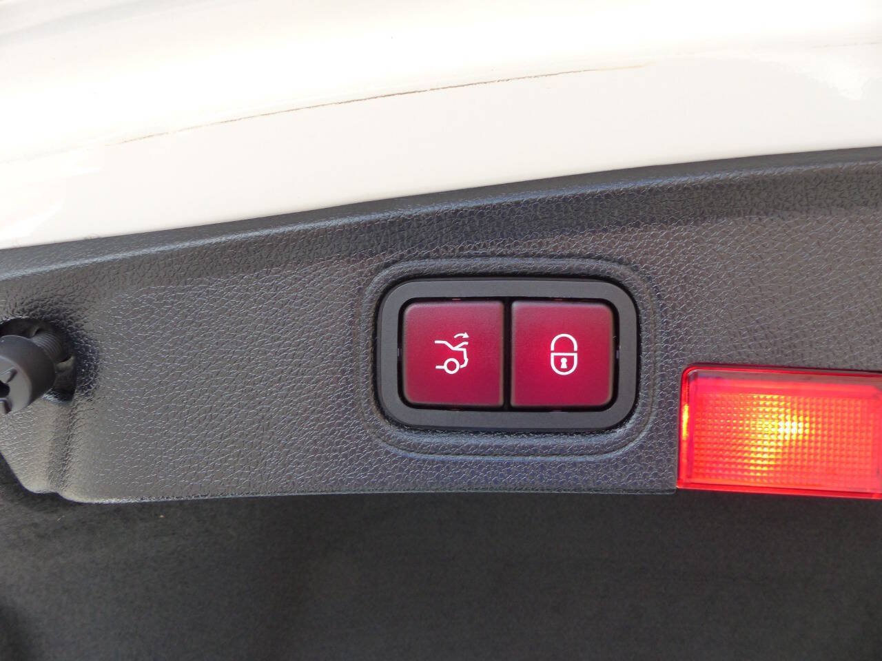 Used 2019 Mercedes-Benz C 300 Coupe image 38