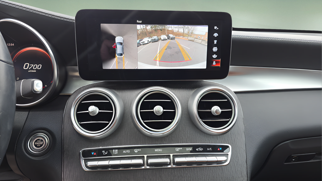 Used 2022 Mercedes-Benz GLC 300 4MATIC Coupe image 27