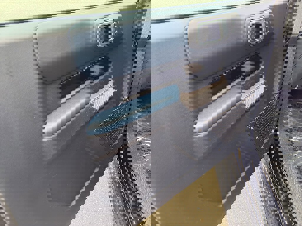 Used 2022 Ford Bronco Outer Banks image 6