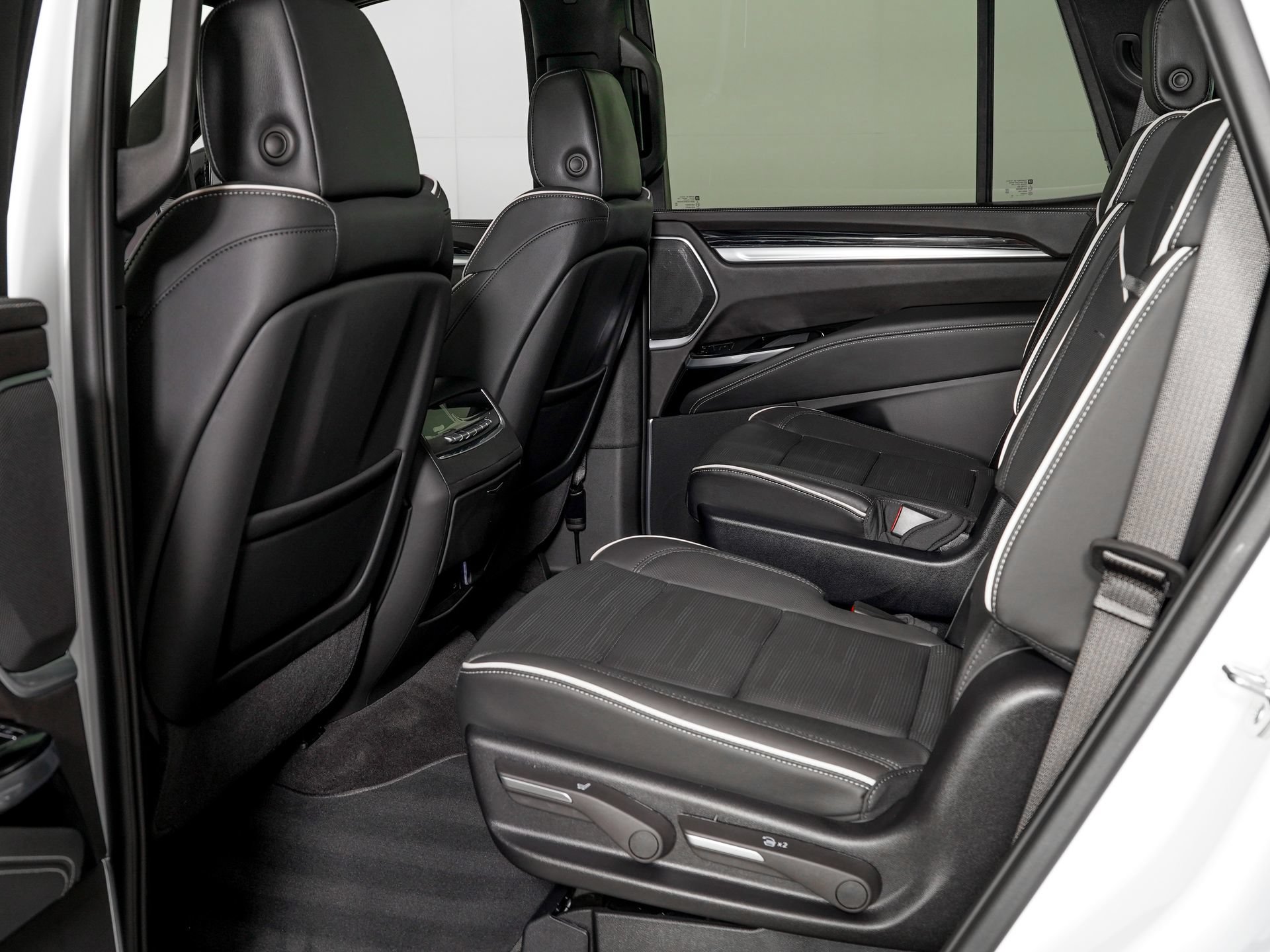 Used 2026 Cadillac Escalade Sport w/ Touring Package AWD/4WD image 13