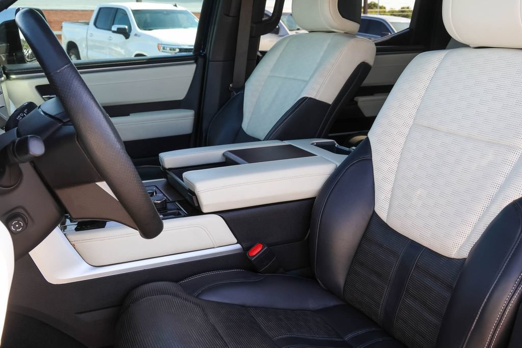 Used 2023 Toyota Tundra Capstone AWD/4WD image 15