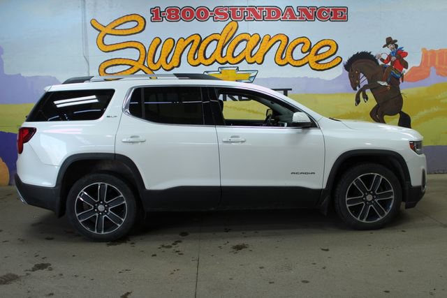 Used 2020 GMC Acadia SLT w/ GMC Pro Grade Package AWD/4WD image 1