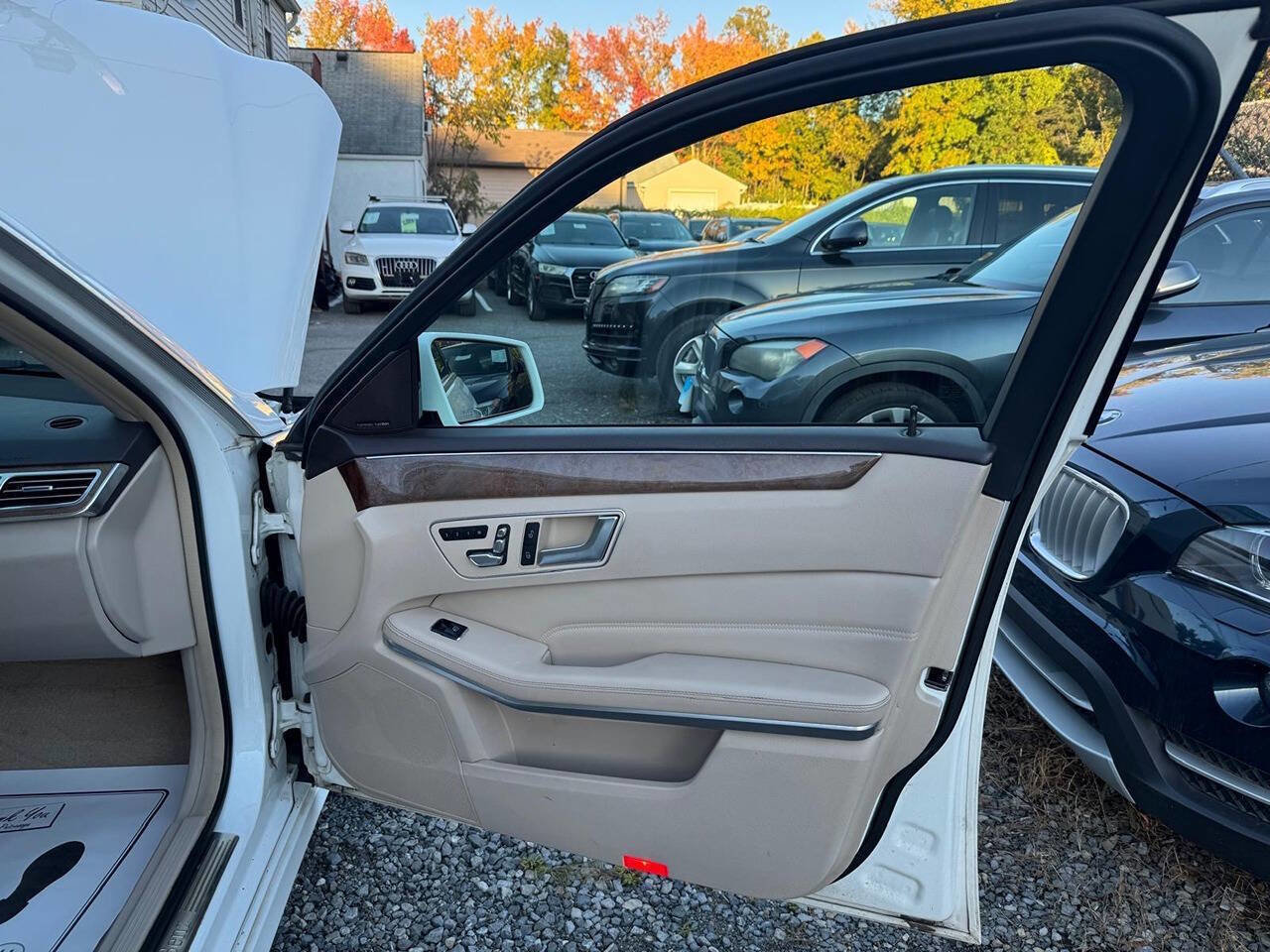 Used 2014 Mercedes-Benz E 350 4MATIC Sedan w/ Premium 1 Package image 29