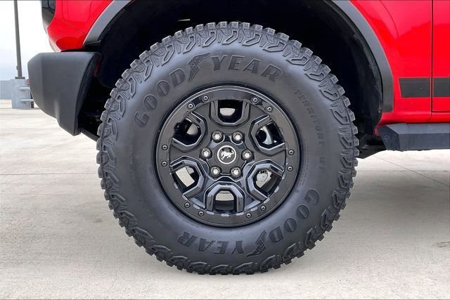 Certified 2022 Ford Bronco Wildtrak image 9