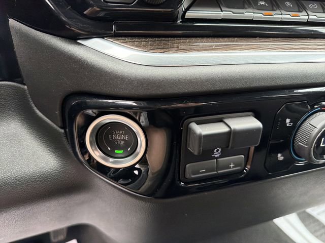 Used 2025 Chevrolet Silverado 1500 LT image 24