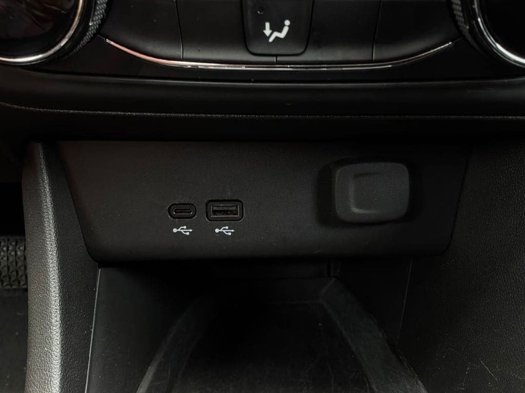 Used 2025 Buick Encore GX Preferred FWD image 23