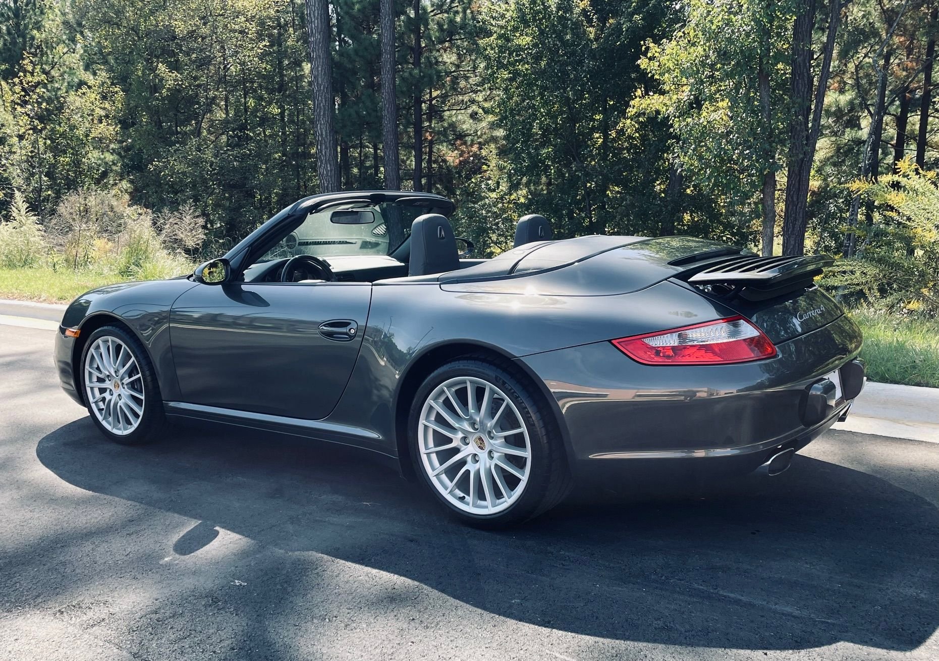 Used 2006 Porsche 911 Carrera 4 image 11