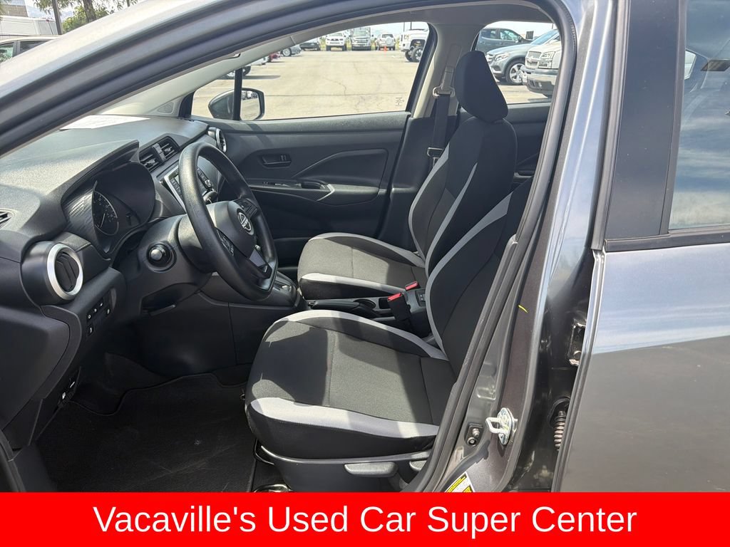 Used 2025 Nissan Versa S w/ Trunk Package FWD image 9