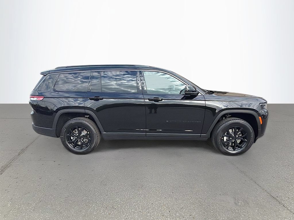 New 2026 Jeep Grand Cherokee L 4WD image 3