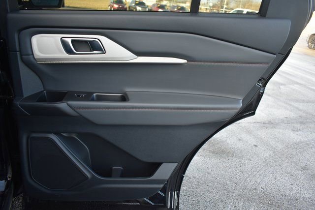 New 2026 Ford Explorer Active w/ Active Comfort Package image 44