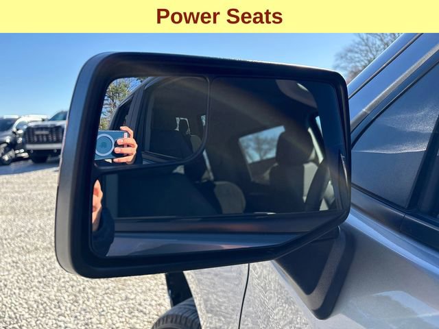 Used 2024 Chevrolet Silverado 1500 LT image 8