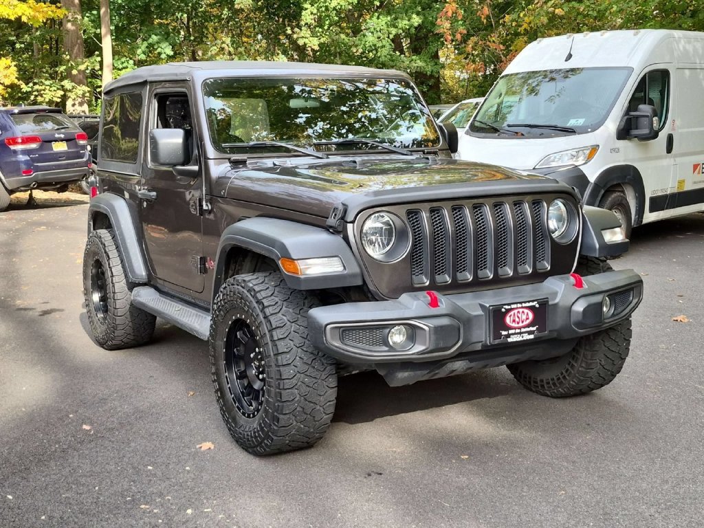 Used 2019 Jeep Wrangler Sport AWD/4WD image 1