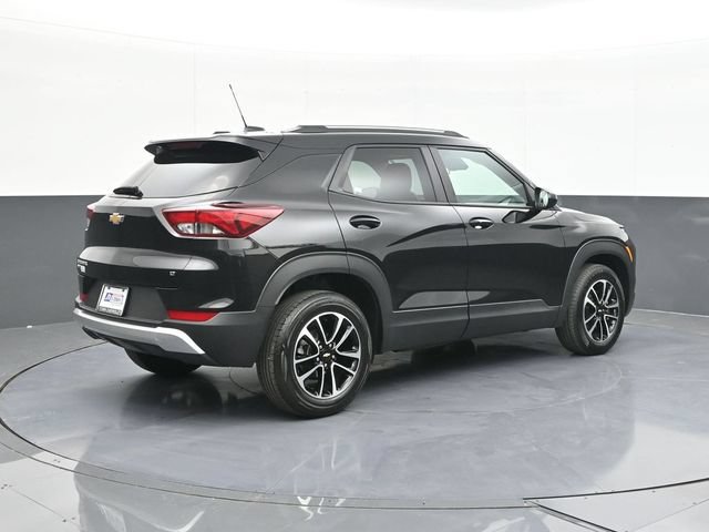 Used 2025 Chevrolet TrailBlazer LT AWD/4WD image 13