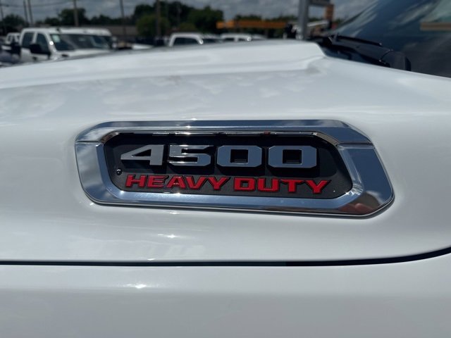 New 2025 RAM 4500 4x4 Crew Cab DRW image 16
