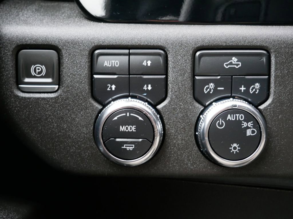 Used 2023 GMC Sierra 1500 SLE image 21