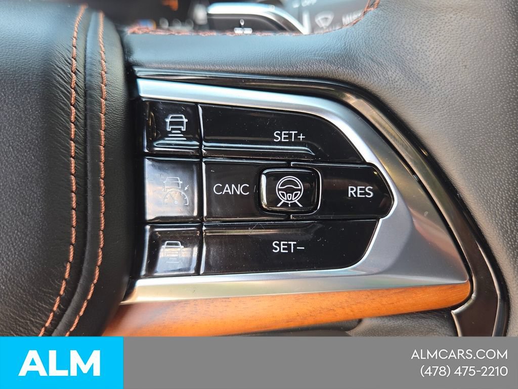 Used 2024 Jeep Grand Cherokee L Summit AWD/4WD image 28