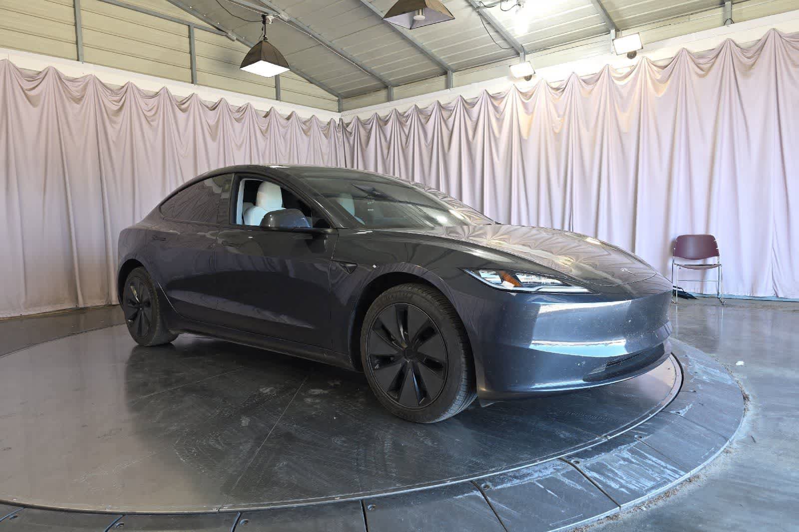Used 2025 Tesla Model 3 Long Range RWD image 10