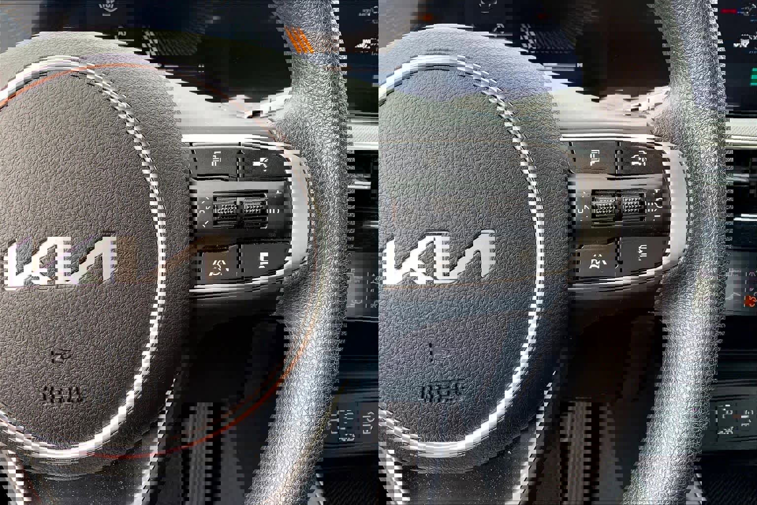 Used 2025 Kia K5 LXS FWD image 25