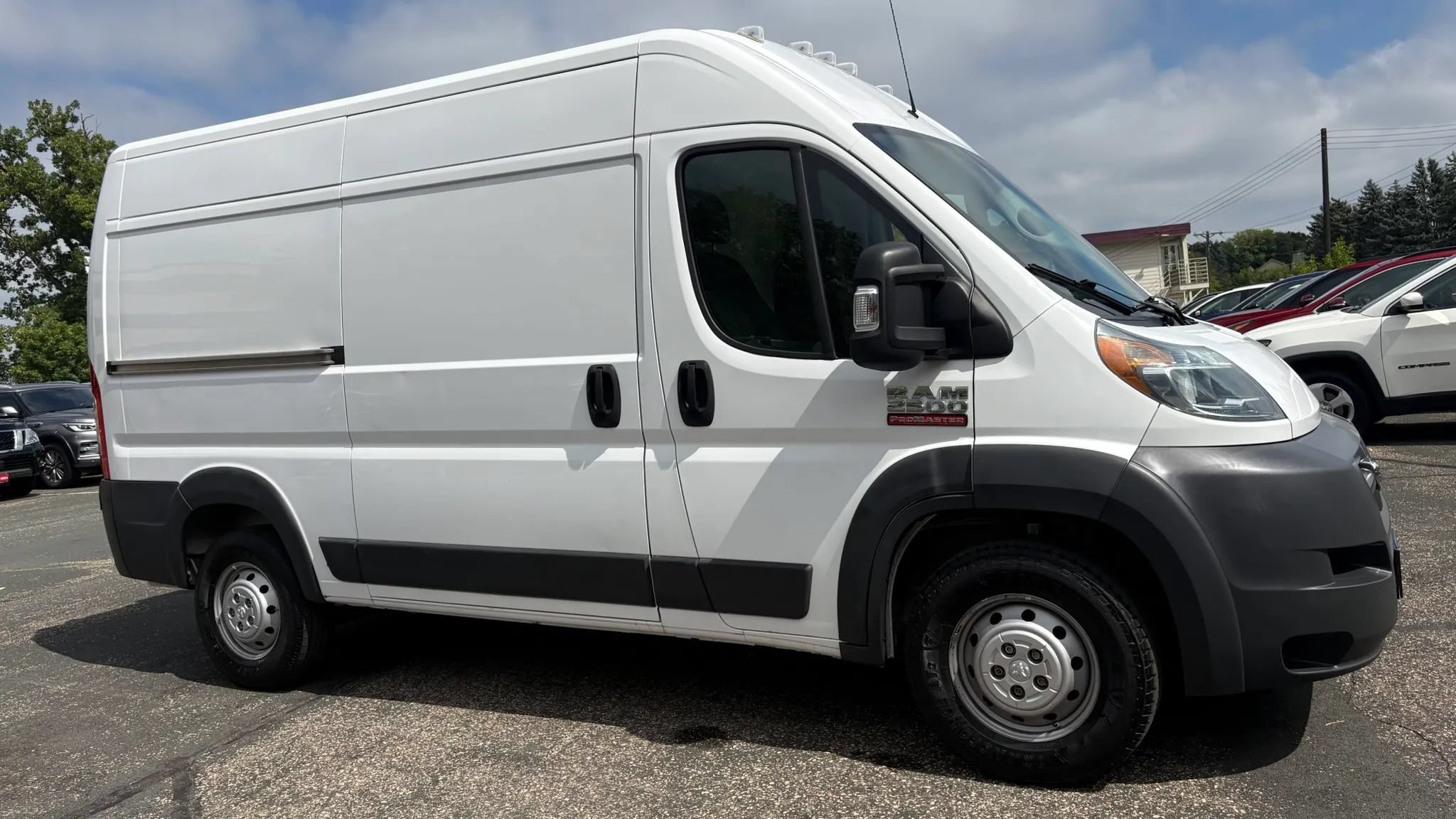 Used 2018 RAM ProMaster 2500 FWD image 12