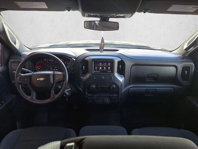 Used 2020 Chevrolet Silverado 1500 Custom w/ Custom Value Package image 15