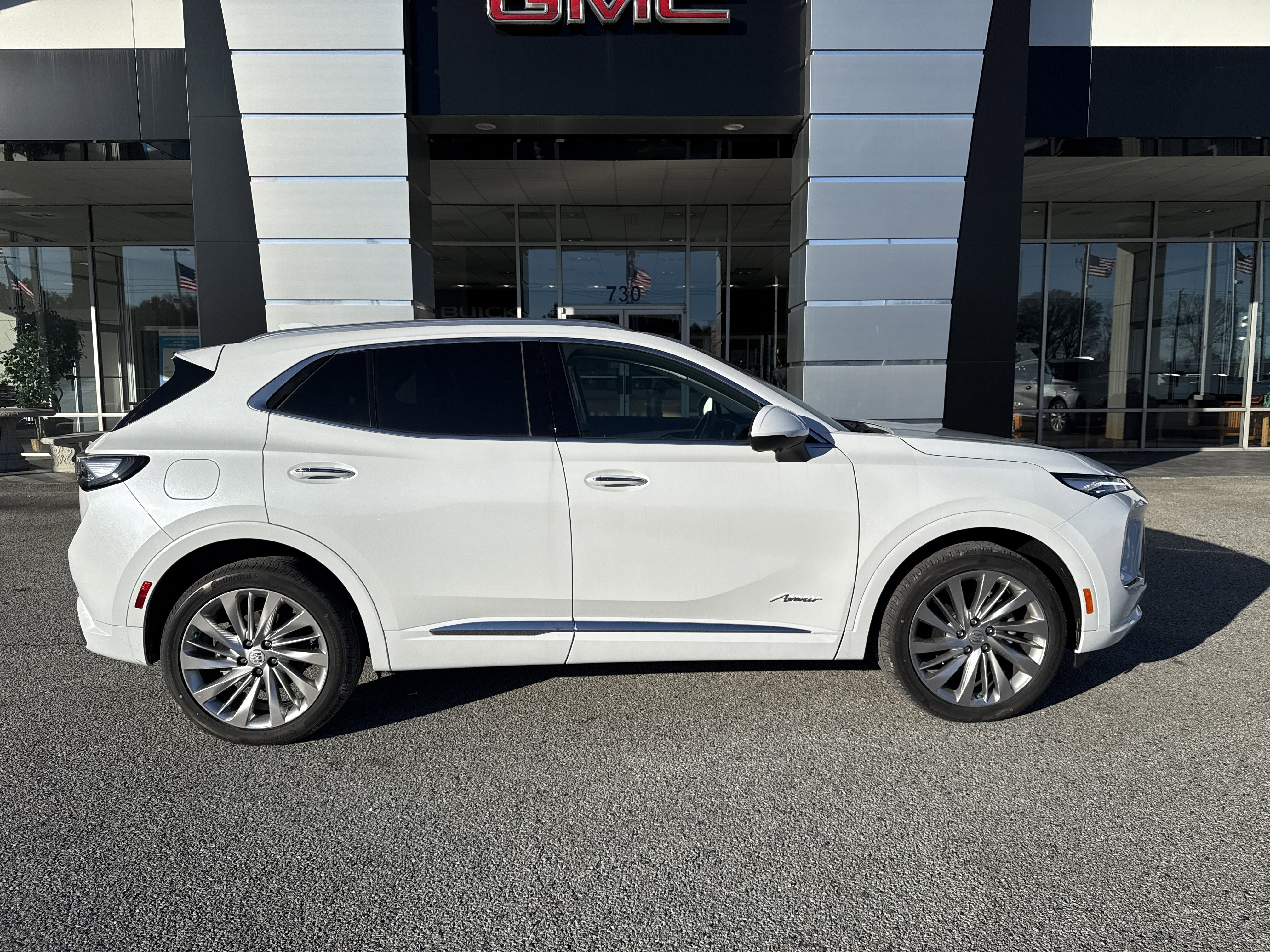 New 2026 Buick Envision Avenir image 5