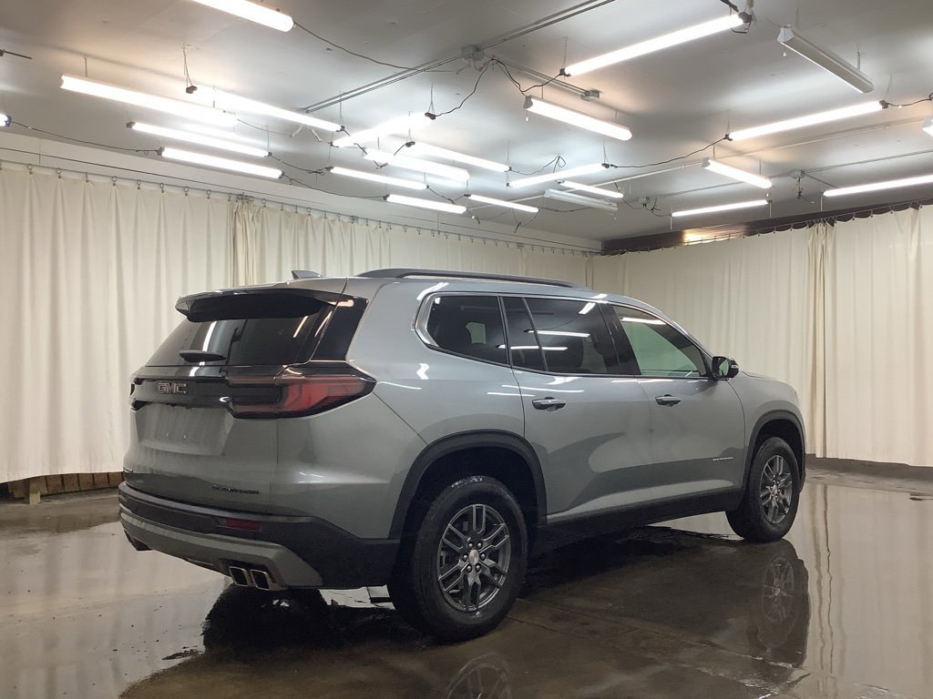 Used 2025 GMC Acadia Elevation image 6