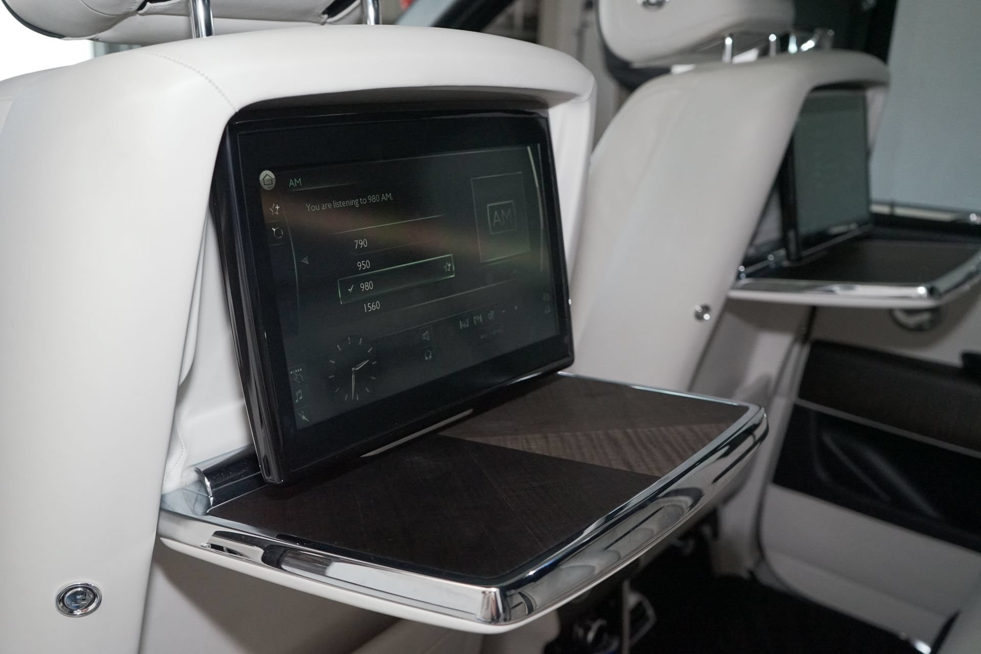 Used 2019 Rolls-Royce Cullinan AWD/4WD image 27