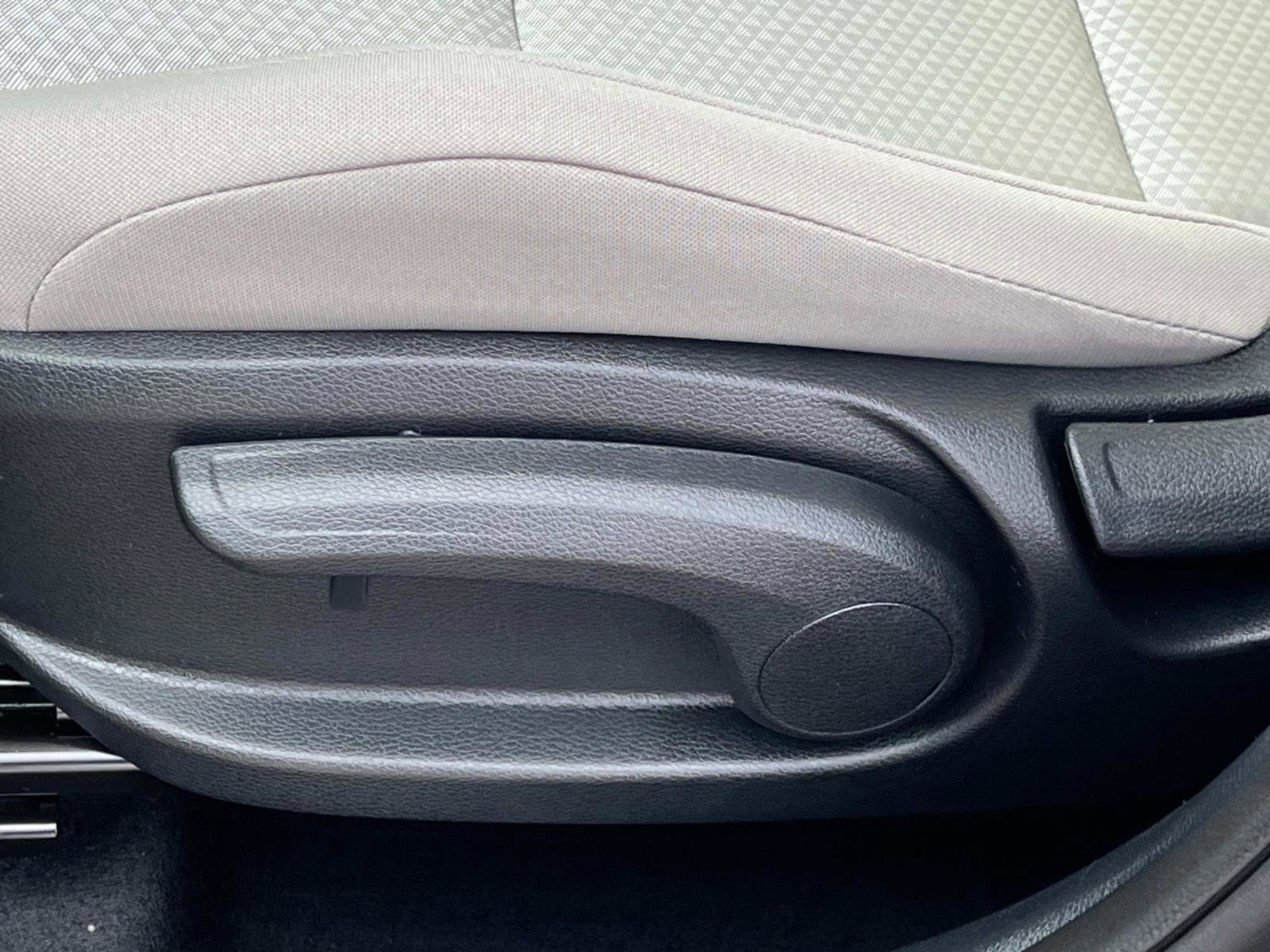 New 2025 Kia Soul LX w/ LX Technology Package image 22