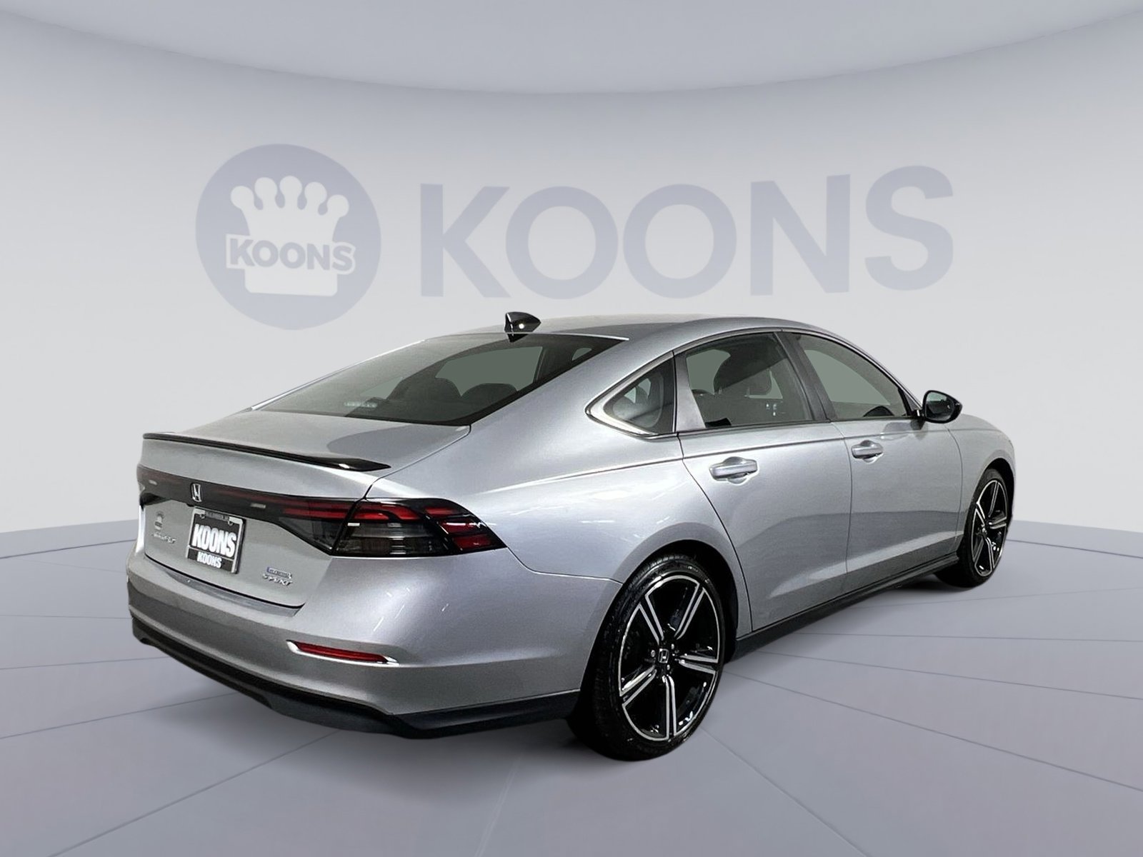 Used 2024 Honda Accord Sport image 11