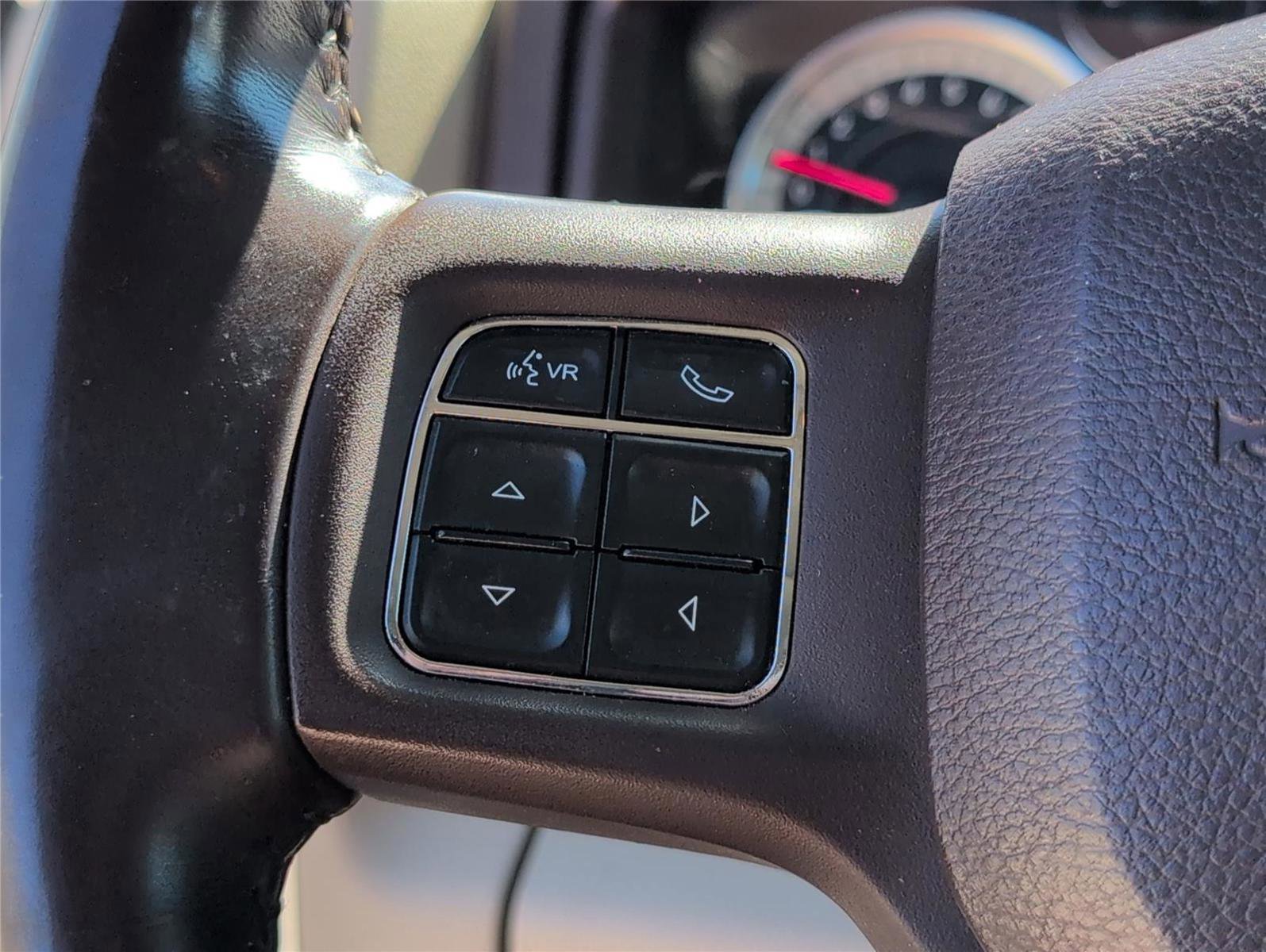 Used 2018 RAM 1500 SLT image 23