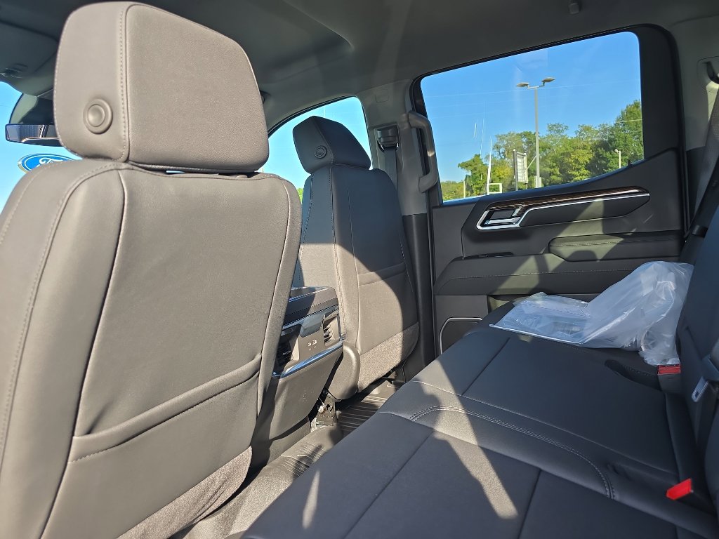New 2026 GMC Sierra 1500 Elevation w/ Elevation Premium Package image 12