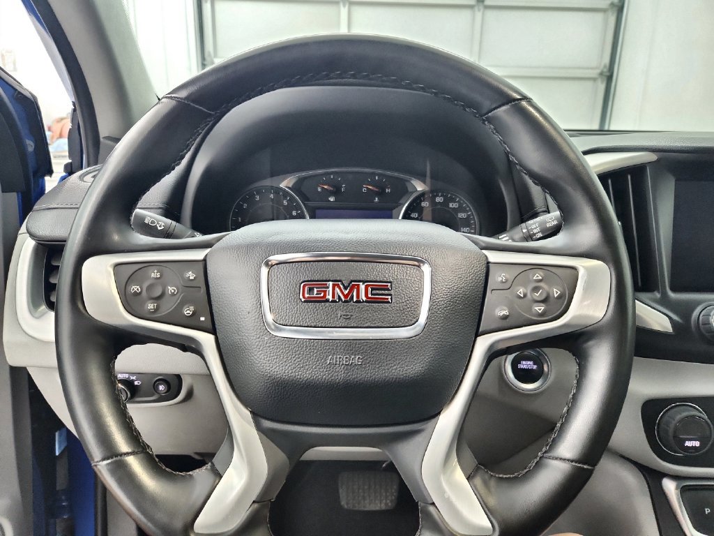 Used 2024 GMC Terrain SLT FWD image 24