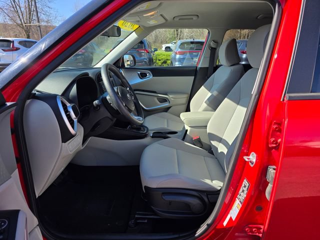 Used 2020 Kia Soul LX FWD image 16