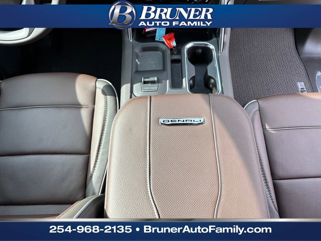 New 2026 GMC Sierra 3500 Denali w/ Denali Reserve Package image 23