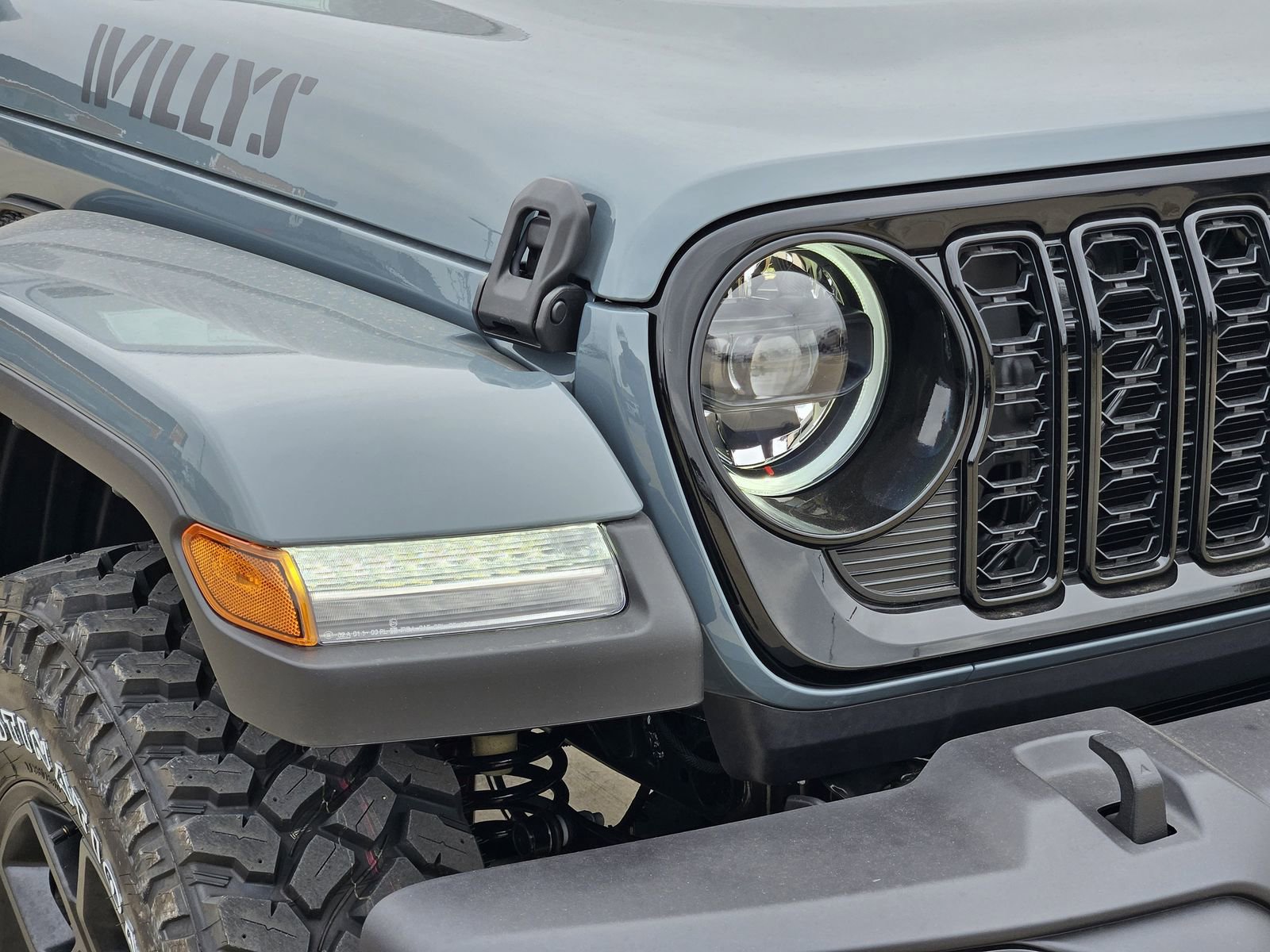 New 2026 Jeep Gladiator Willys image 9