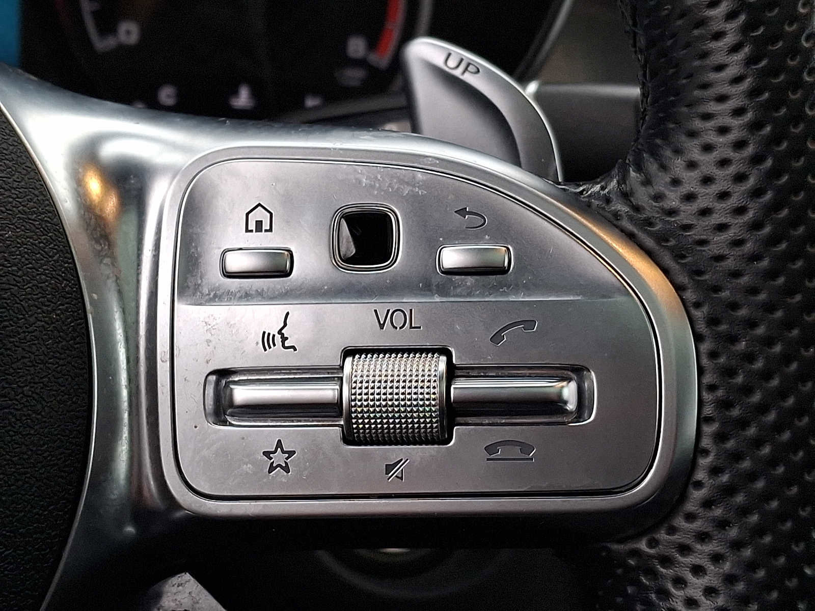Certified 2021 Mercedes-Benz GLC 43 AMG 4MATIC image 18