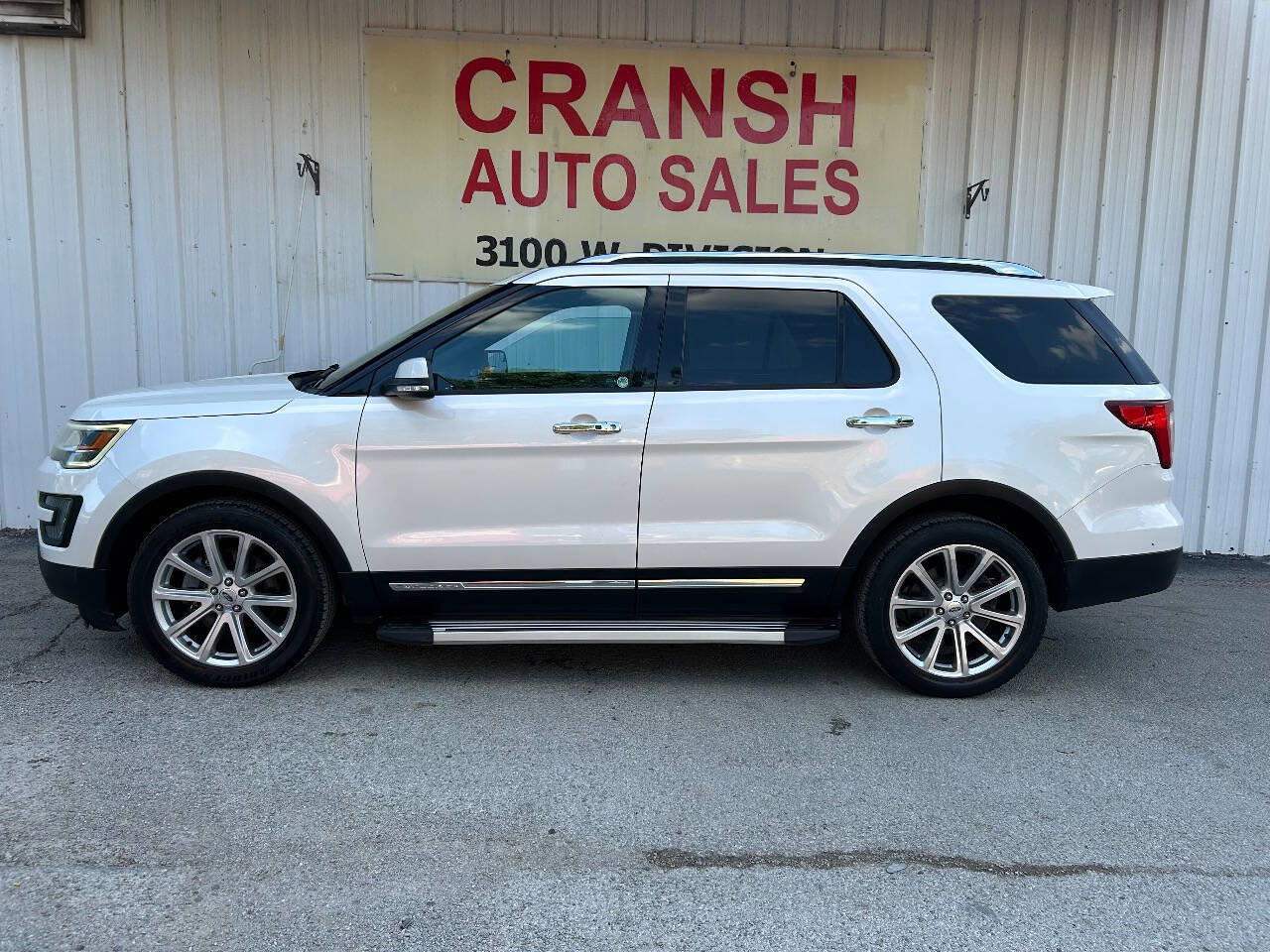 Used 2016 Ford Explorer Limited image 3