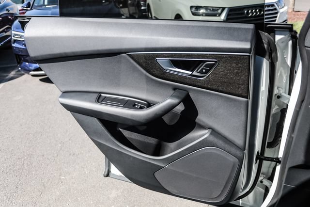Used 2019 Audi Q8 Premium w/ Convenience Package AWD/4WD image 46