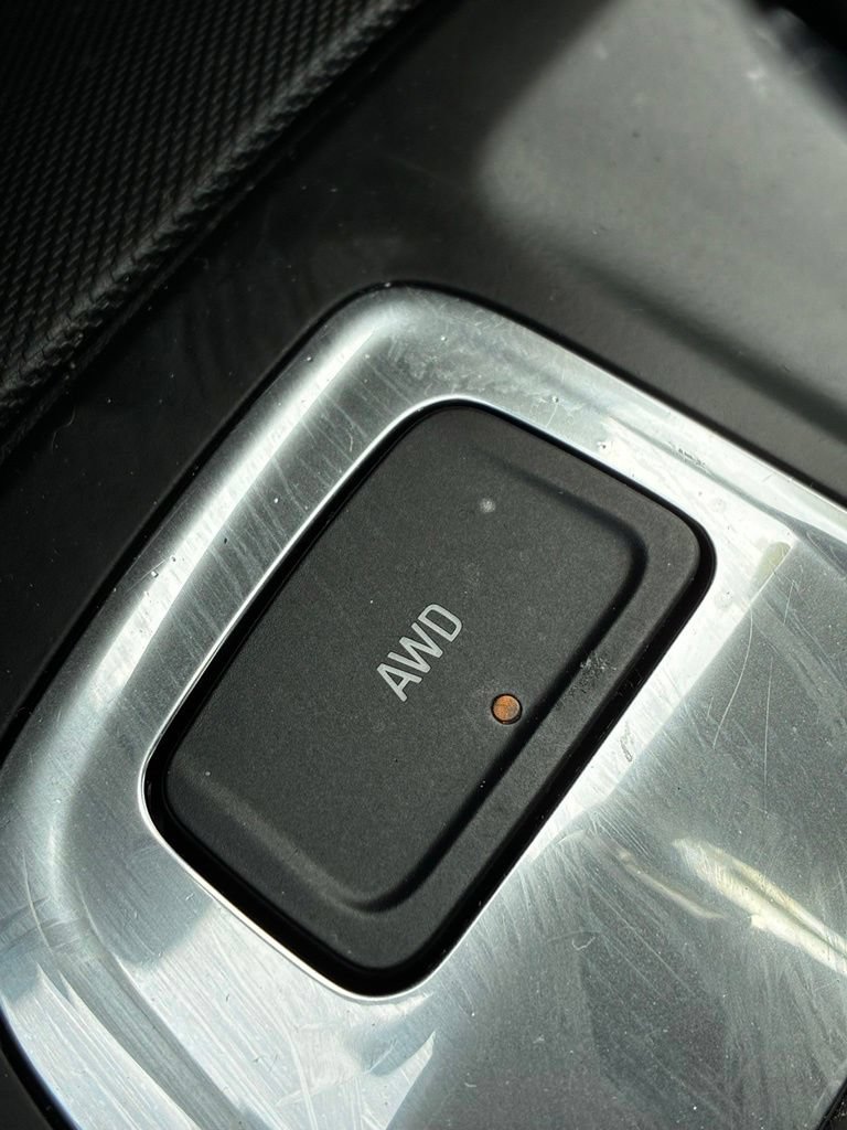 Used 2020 Chevrolet Equinox LT AWD/4WD image 23