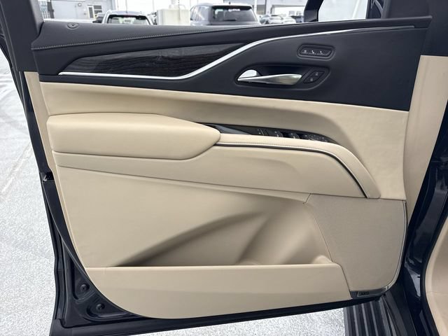 Used 2021 Cadillac Escalade Premium Luxury w/ Driver Assist Tech Package AWD/4WD image 13