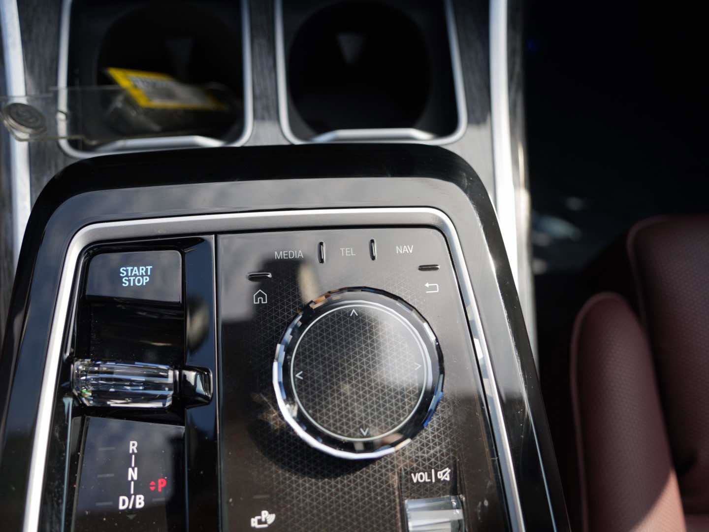 Used 2025 BMW i7 xDrive60 image 17