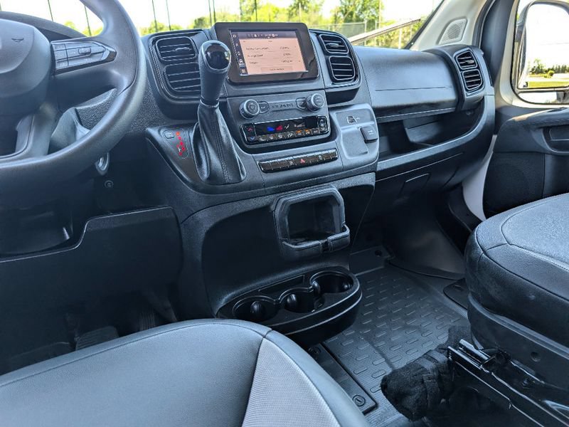 Used 2026 RAM ProMaster 2500 w/ Convenience Group FWD image 25