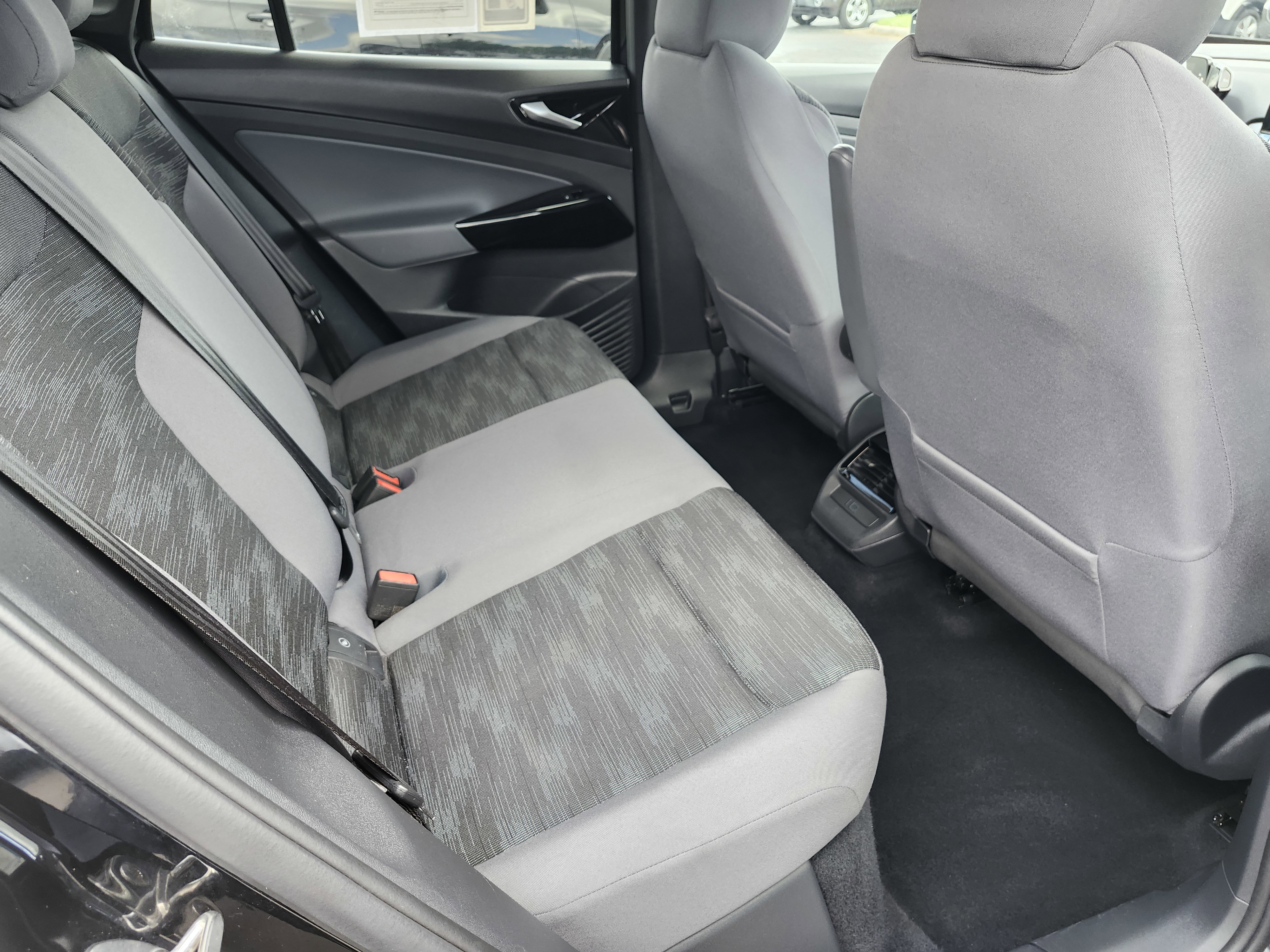Used 2021 Volkswagen ID.4 Pro RWD image 18